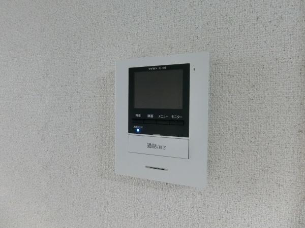 羽曳野市誉田３丁目のハイツ