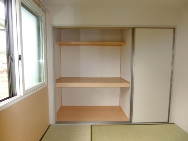 羽曳野市誉田３丁目のハイツ