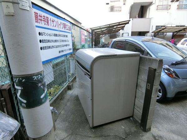 藤井寺市小山８丁目のマンション