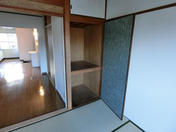 藤井寺市小山８丁目のマンション