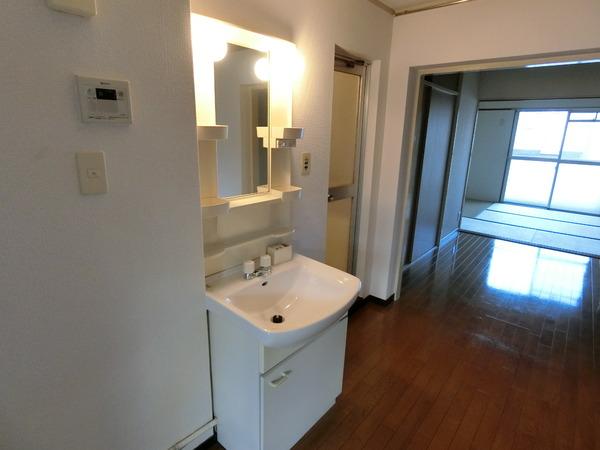 藤井寺市小山８丁目のマンション