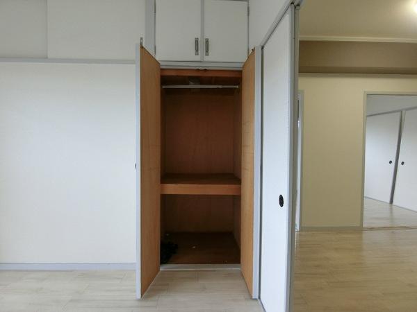 藤井寺市小山１丁目のマンション