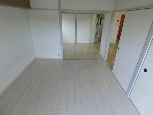藤井寺市小山１丁目のマンション