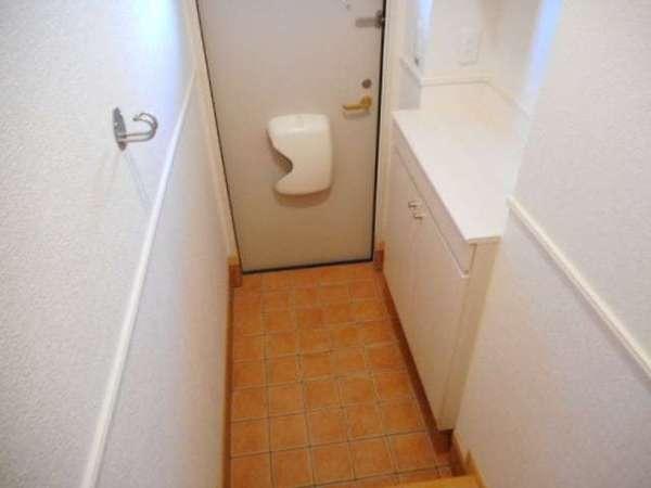 柏原市法善寺３丁目のハイツ