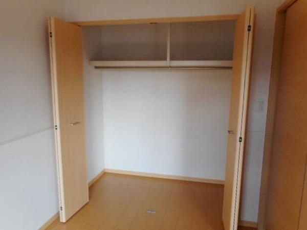 柏原市法善寺３丁目のハイツ