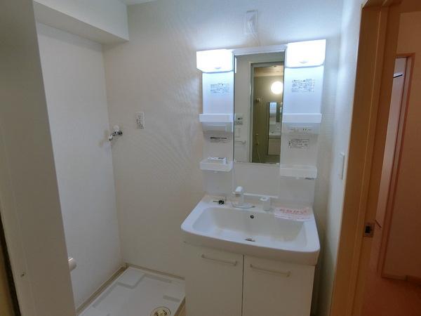 パイン・ツリー(洗面台・洗面所)