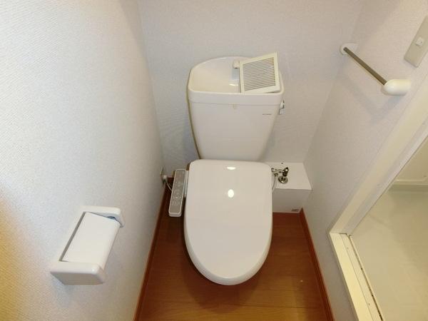 レオパレス日向