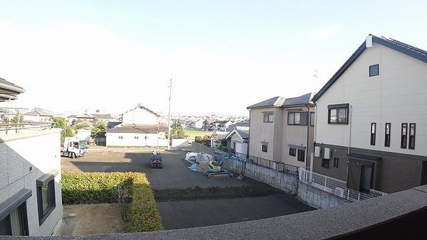 羽曳野市樫山のハイツ