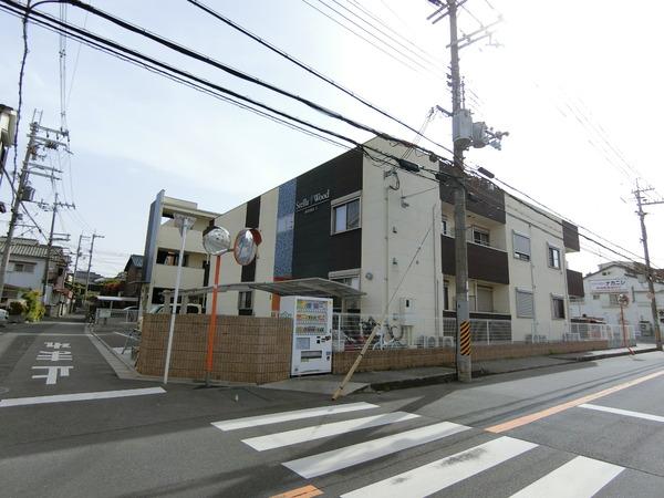 ステラウッド惣社１