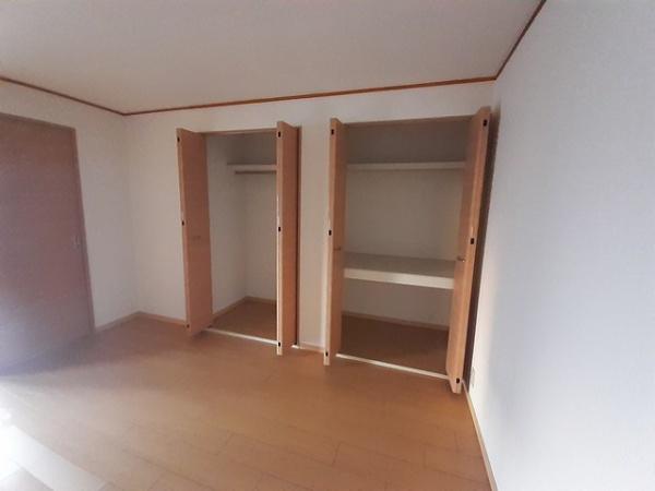 羽曳野市伊賀５丁目のマンション