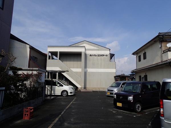 羽曳野市古市４丁目のハイツ