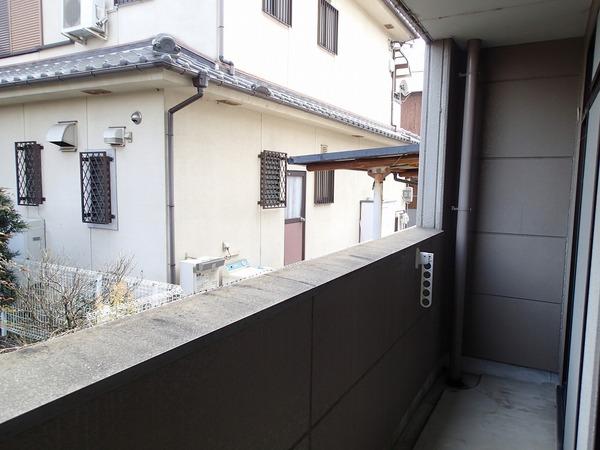 羽曳野市古市４丁目のハイツ