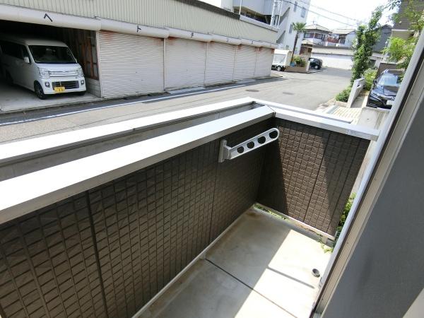 レイクヒルズB棟