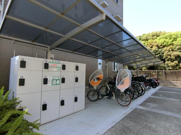 レイクヒルズB棟