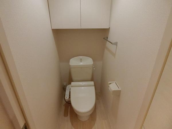 レイクヒルズB棟
