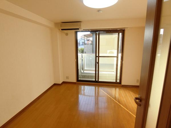 羽曳野市白鳥１丁目のハイツ