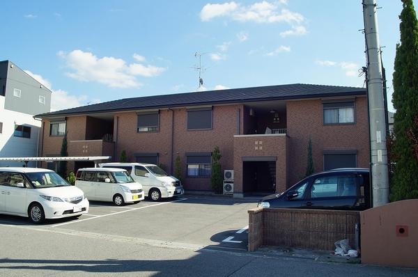 松原市一津屋１丁目のハイツ