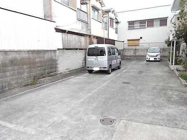 柏原市旭ケ丘３丁目のハイツ
