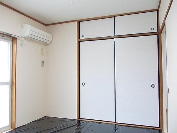 柏原市旭ケ丘３丁目のハイツ