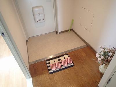 松原市三宅中２丁目のマンション