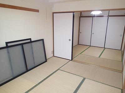 松原市三宅中２丁目のマンション