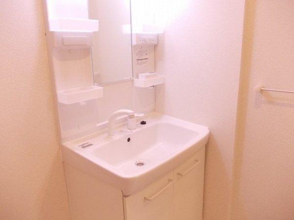 柏原市法善寺４丁目のハイツ