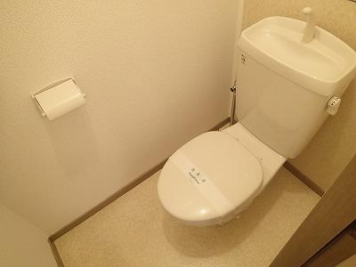 ワン　トゥリー　ヒル