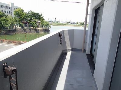 松原市岡２丁目のマンション