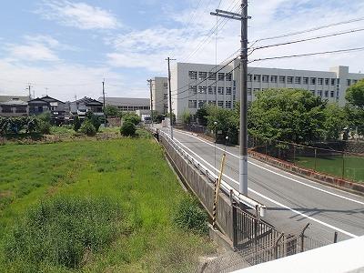 松原市岡２丁目のマンション