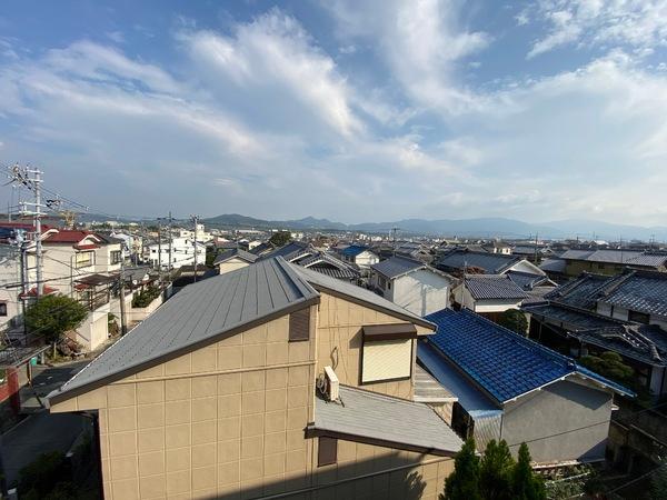 羽曳野市西浦４丁目のマンション