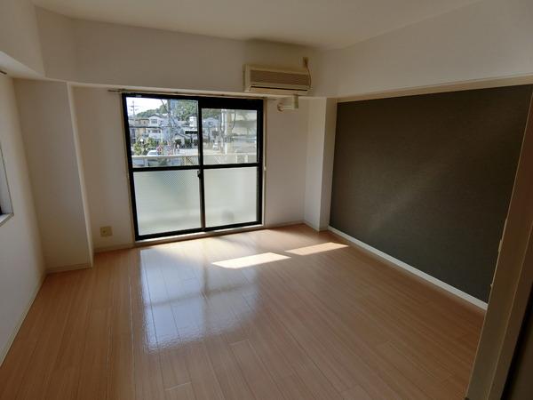 羽曳野市栄町のマンション