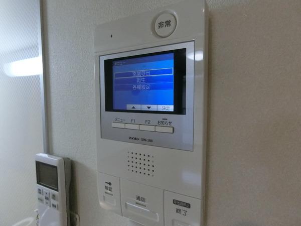 羽曳野市栄町のハイツ