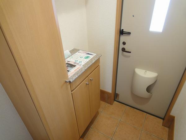 羽曳野市高鷲６丁目のハイツ