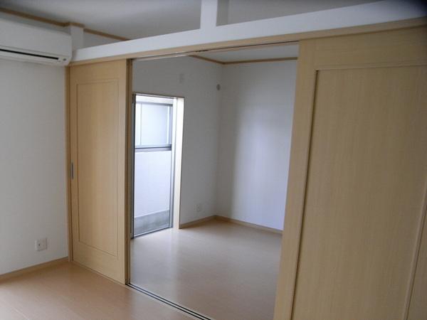 石田ハイツ2号館