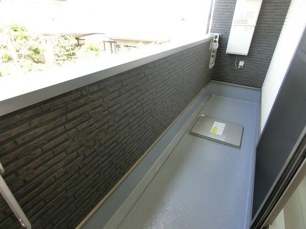 羽曳野市向野１丁目のハイツ