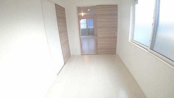 グロリアハイツ　はびきの　A棟