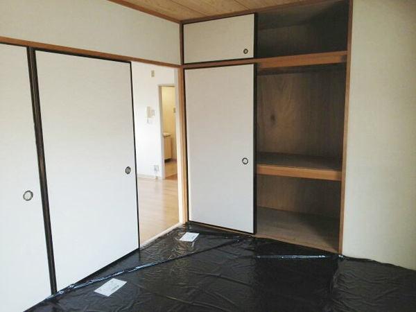 柏原市旭ケ丘３丁目のハイツ