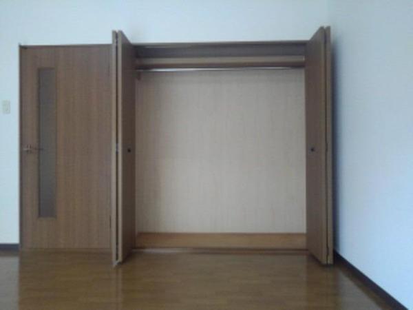 柏原市平野１丁目のハイツ