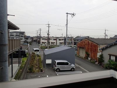 松原市立部２丁目のアパート