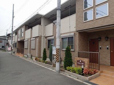 松原市立部2丁目のアパート