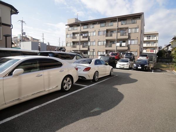 松原市上田４丁目のマンション