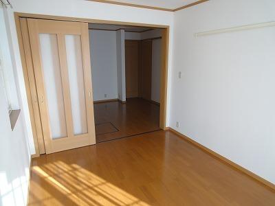 藤井寺市川北３丁目のハイツ