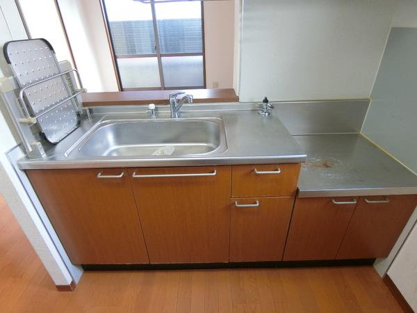 藤井寺市道明寺５丁目のハイツ