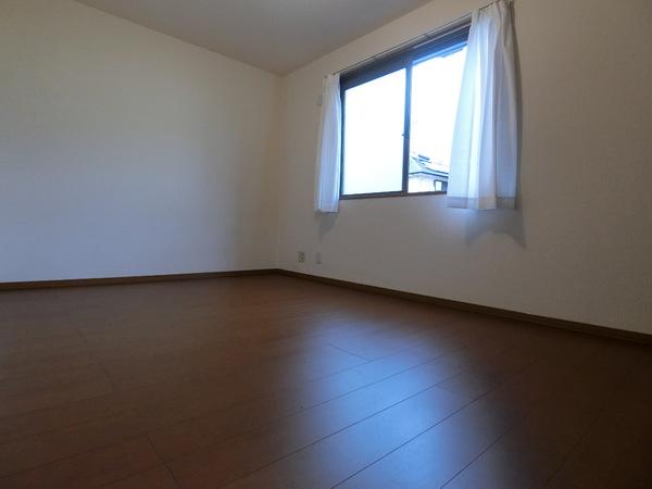 松原市田井城３丁目のハイツ