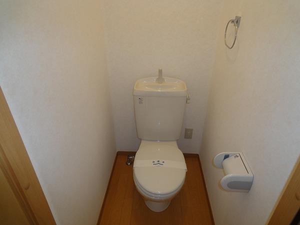羽曳野市高鷲３丁目のハイツ