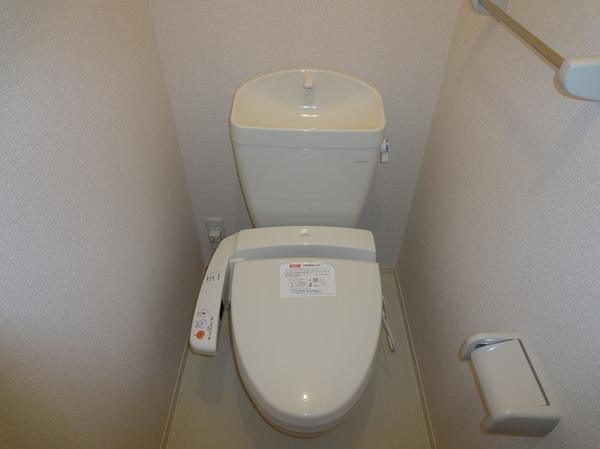 柏原市玉手町のハイツ