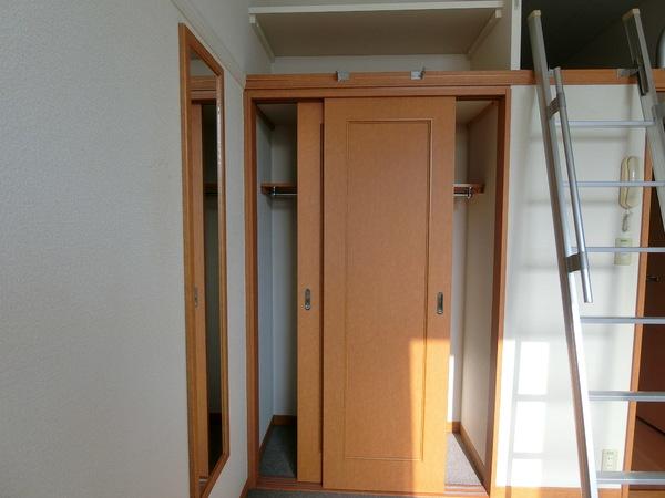 羽曳野市恵我之荘４丁目のハイツ