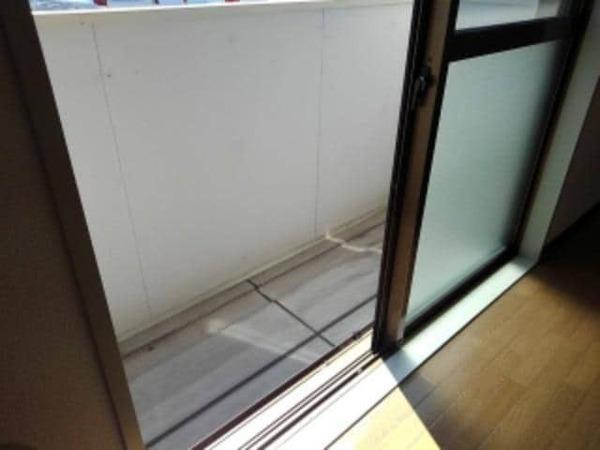 柏原市国分本町３丁目のハイツ