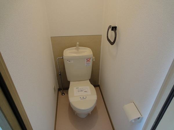 羽曳野市誉田６丁目のハイツ