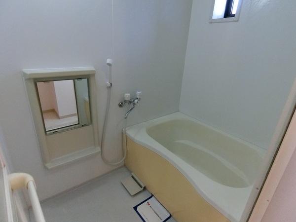 藤井寺市小山１丁目のアパート